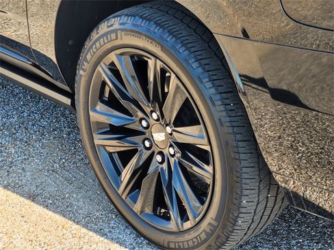 Used 2022 Cadillac Escalade ESV Sport Platinum image 7