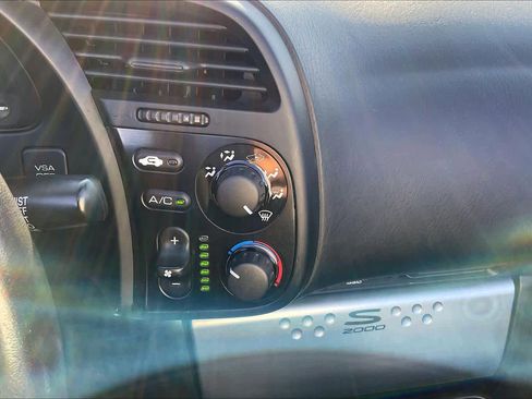 Used 2007 Honda S2000 image 32