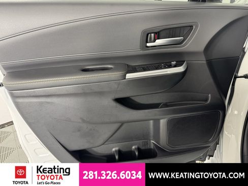 New 2026 Toyota Sienna XLE Woodland Edition AWD/4WD image 13