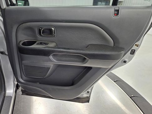 Used 2004 Honda Pilot EX image 32