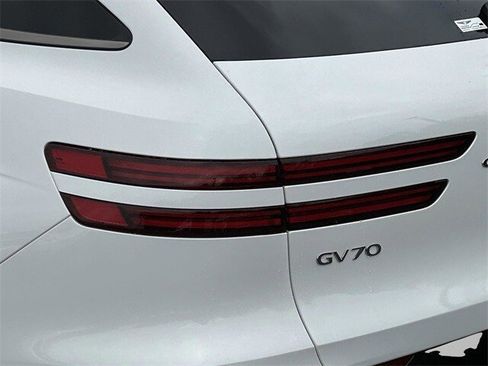 New 2026 Genesis GV70 2.5T Sport Prestige image 14