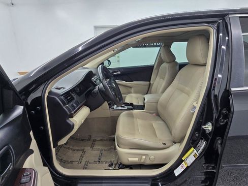 Used 2014 Toyota Camry XLE FWD image 10