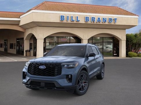 New 2026 Ford Explorer ST-Line w/ ST-Line Street Pack AWD/4WD image 9