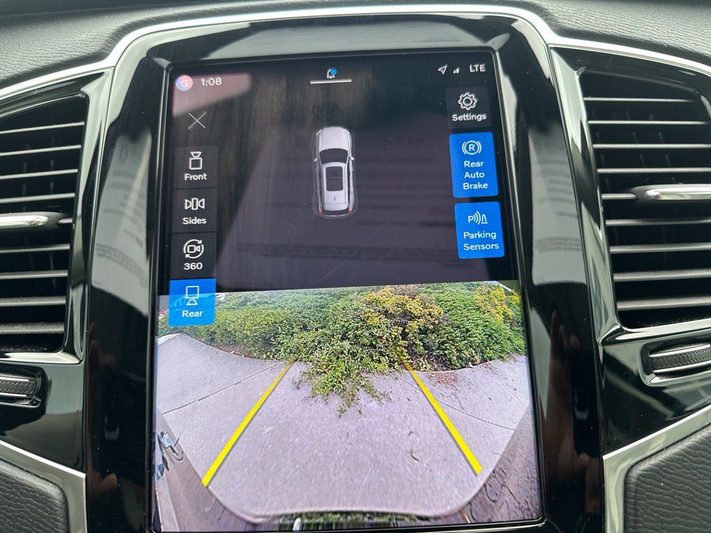 Certified 2023 Volvo XC90 B6 Plus w/ Protection Package Premier AWD/4WD image 30