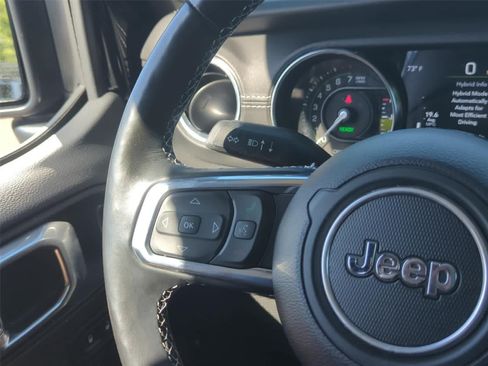 Used 2023 Jeep Wrangler Unlimited Sahara w/ Cold Weather Group AWD/4WD image 19