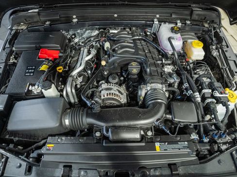 New 2026 Jeep Wrangler Unlimited Rubicon w/ Technology Group image 18