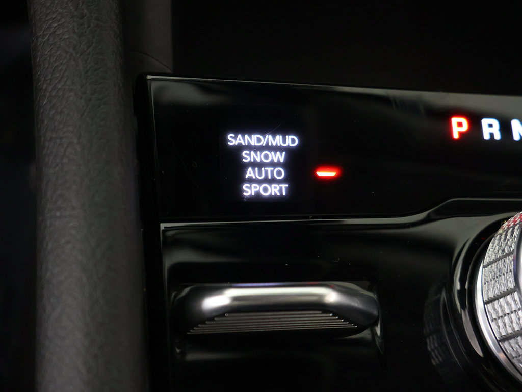 Used 2023 Jeep Grand Cherokee Limited w/ Luxury Tech Group II AWD/4WD image 59