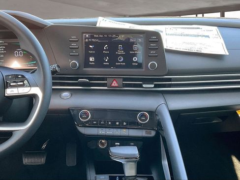 New 2026 Hyundai Elantra Blue image 6