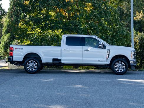 Used 2023 Ford F250 King Ranch w/ Chrome Package image 8