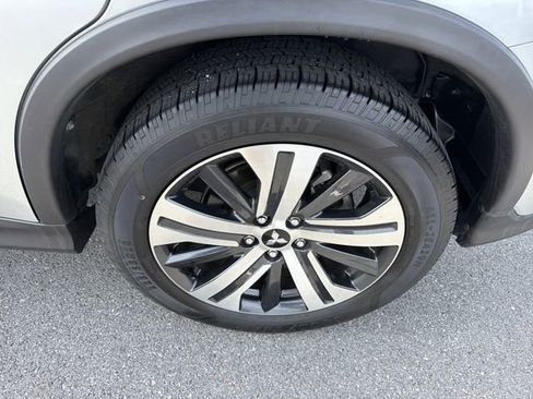 Used 2025 Mitsubishi Outlander Sport ES AWD/4WD image 12