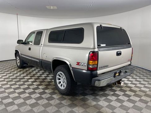 Used 2004 GMC Sierra 1500 SLE w/ Light Duty Power Package image 12
