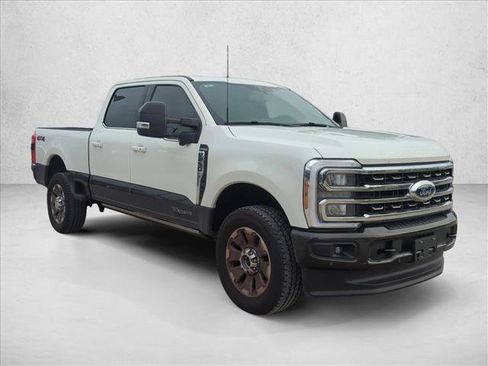 Used 2025 Ford F250 King Ranch AWD/4WD image 3