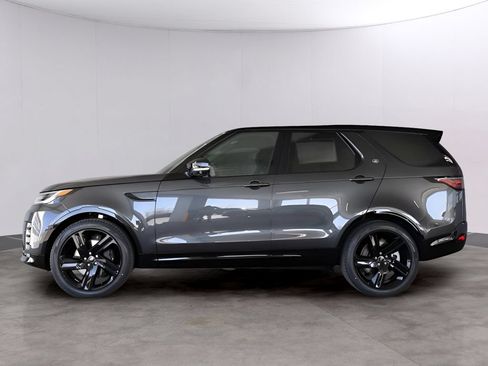 Used 2025 Land Rover Discovery Dynamic SE AWD/4WD image 4