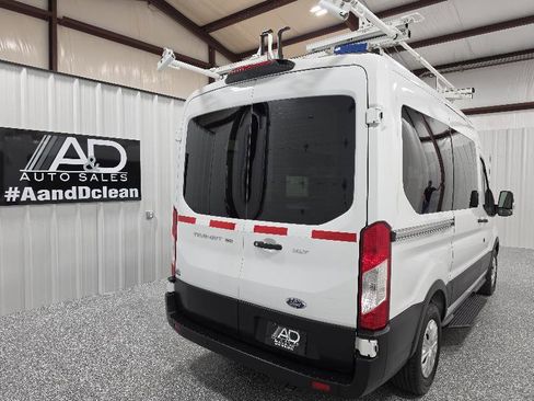 Used 2019 Ford Transit 150 XLT image 7