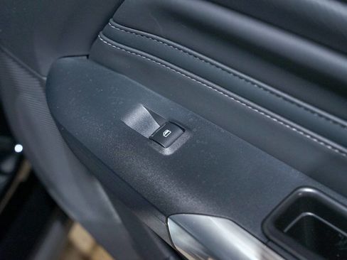 Used 2024 Ford Mustang GT Premium image 32