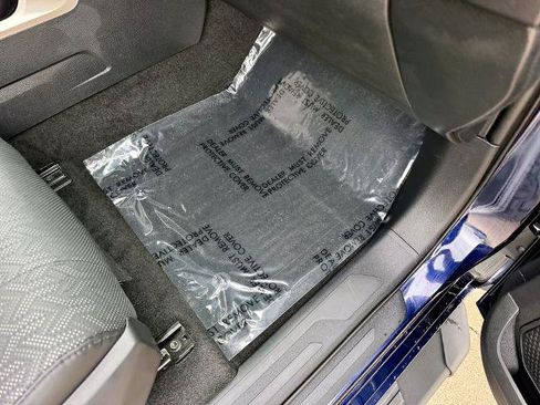 Used 2023 Toyota Tundra SR5 w/ SR5 Premium Package AWD/4WD image 21