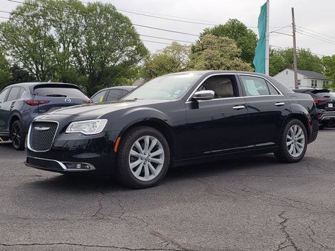 Used 2016 Chrysler 300 C w/ Harman/Kardon Audio Group image 3
