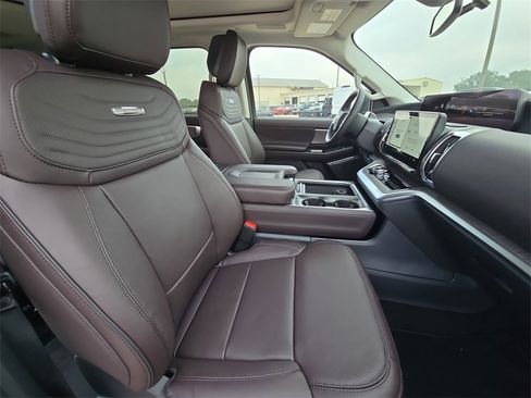 New 2026 Ford Expedition Max Platinum w/ Platinum Ultimate Package image 10