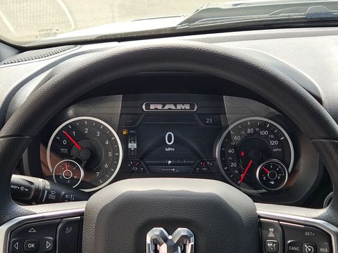 New 2026 RAM 1500 Express image 14