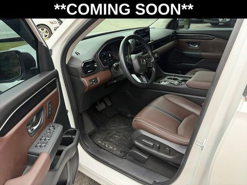 Used 2023 Honda Pilot Elite image 10