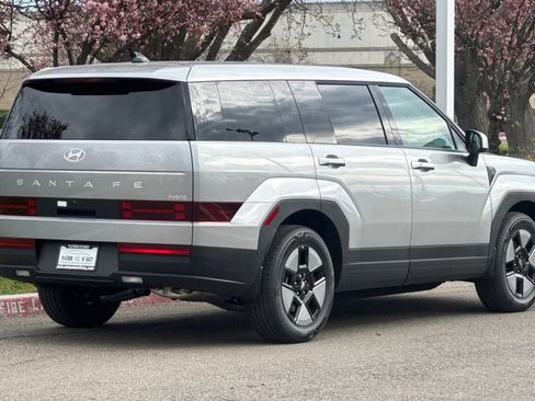 New 2026 Hyundai Santa Fe SE image 4