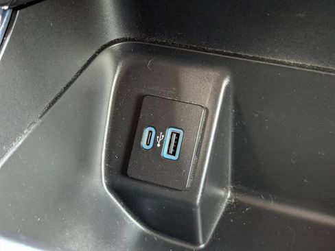 Used 2022 Ford F150 XLT w/ Equipment Group 301A Mid AWD/4WD image 19