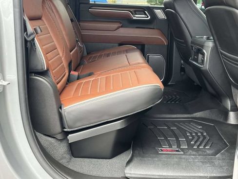 Used 2025 GMC Sierra 2500 Denali Ultimate w/ Max Trailering Package AWD/4WD image 24
