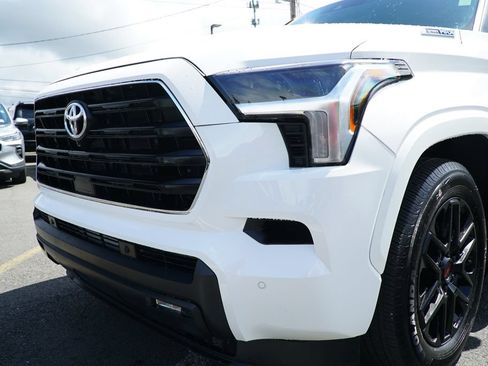 Used 2025 Toyota Sequoia SR5 w/ TRD Sport Package AWD/4WD image 28