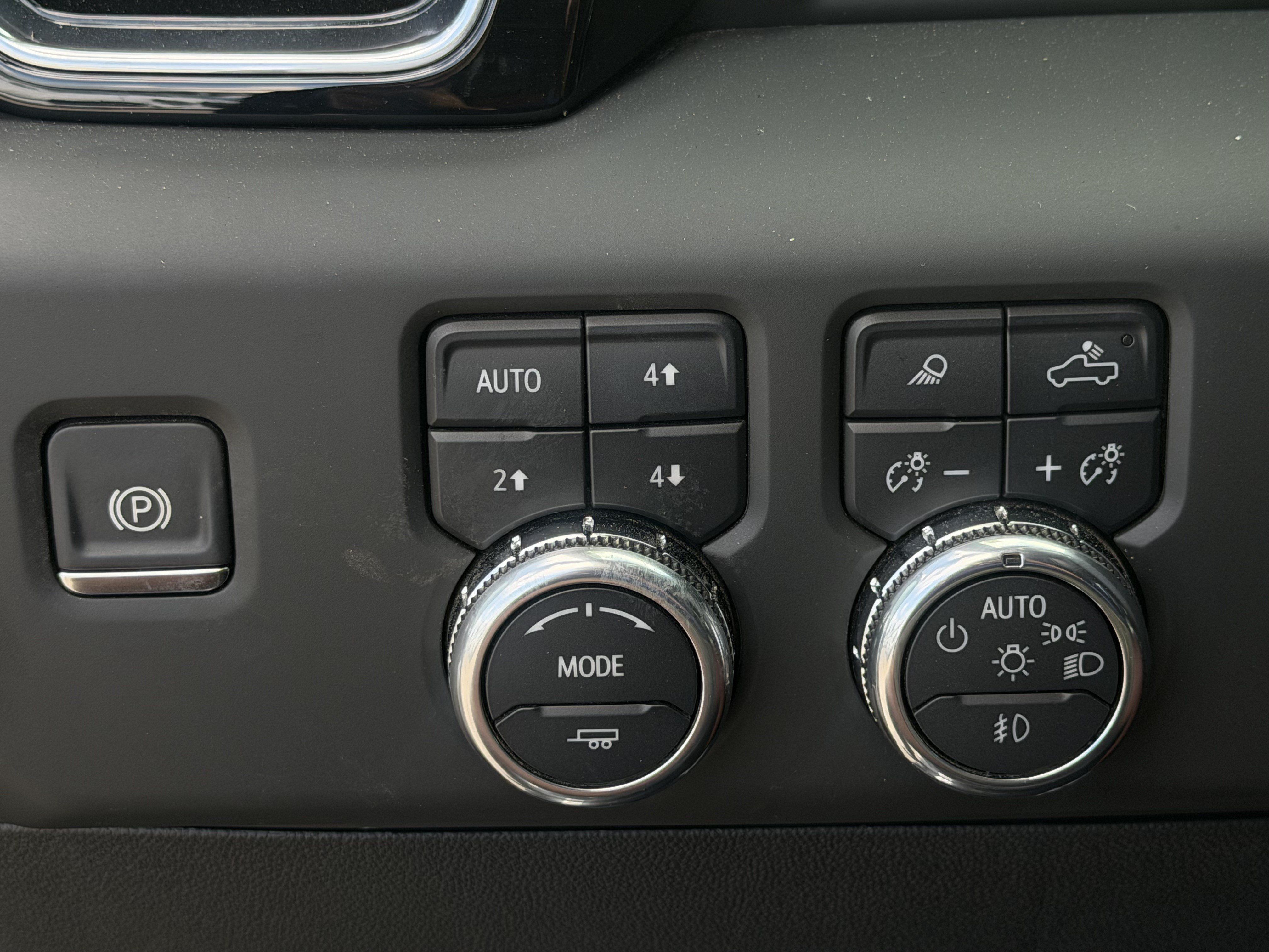 Used 2025 GMC Sierra 3500 Denali AWD/4WD image 20
