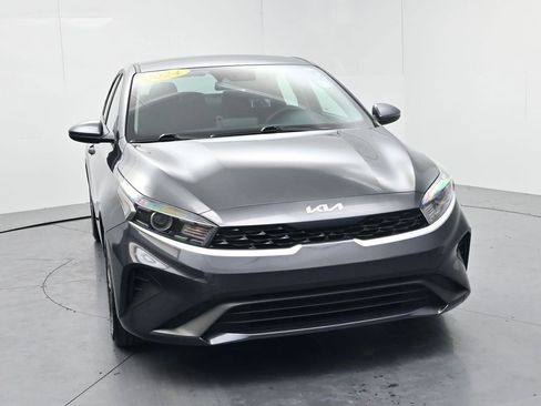 Used 2024 Kia Forte LXS FWD image 2