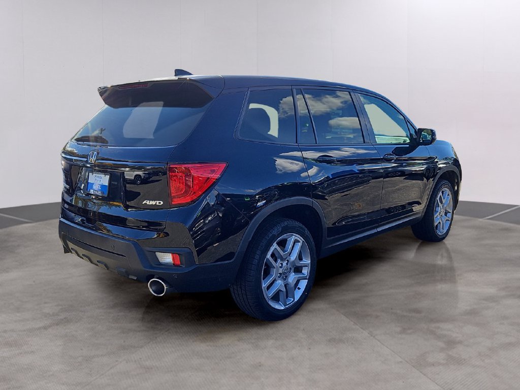 Used 2025 Honda Passport EX-L image 4
