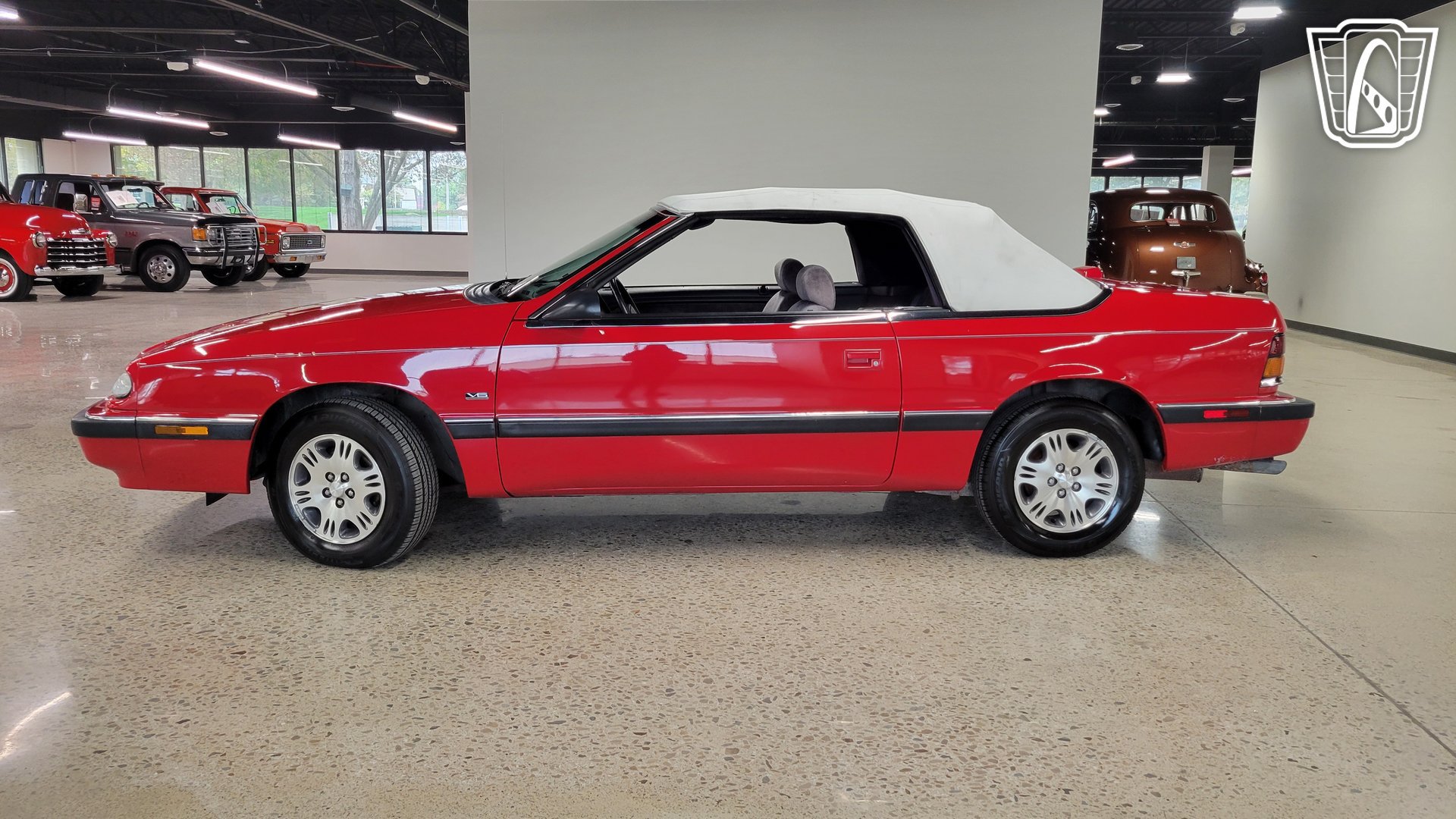 Used 1993 Chrysler LeBaron Convertible FWD image 2