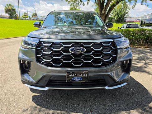 Certified 2026 Ford Explorer Platinum w/ LUX Leather Package AWD/4WD image 6