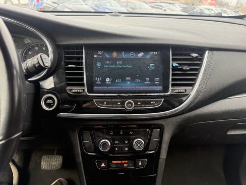 Used 2020 Buick Encore Preferred image 23