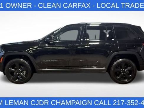 Used 2024 Jeep Grand Cherokee Limited w/ Luxury Tech Group II image 3