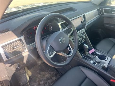 Used 2022 Volkswagen Atlas SEL image 14