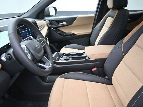 New 2026 Chevrolet Equinox ACTIV w/ Convenience Package III FWD image 16