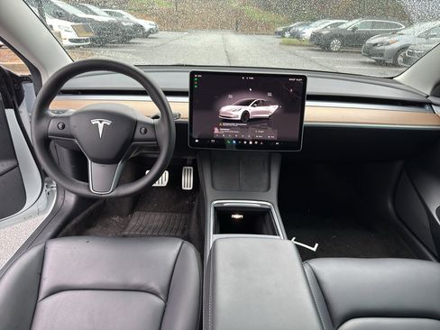 Used 2023 Tesla Model 3 Performance image 10