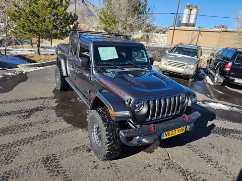 Used 2021 Jeep Gladiator Rubicon image 2
