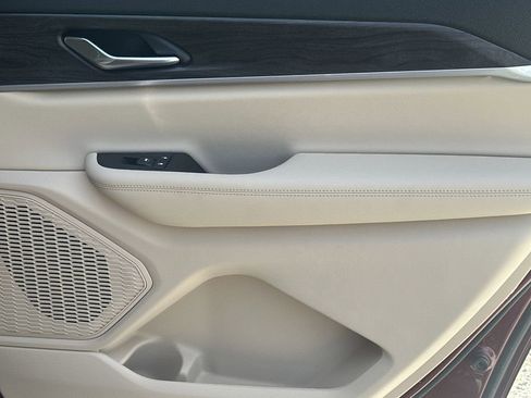 New 2025 Jeep Grand Cherokee L Limited w/ Black Appearance Package RWD image 16