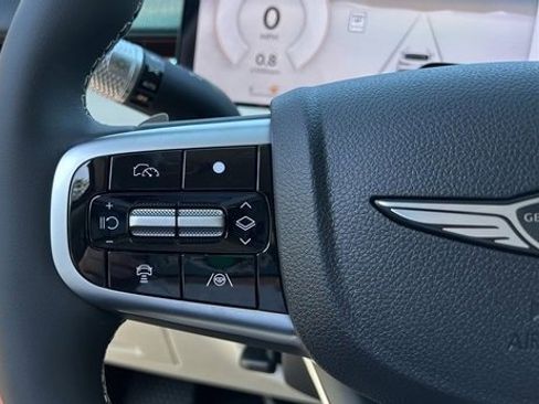 New 2026 Genesis GV70 2.5T image 28