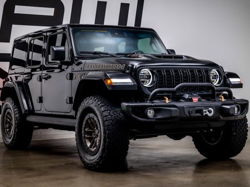 Used 2024 Jeep Wrangler Unlimited Rubicon 392 AWD/4WD image 34