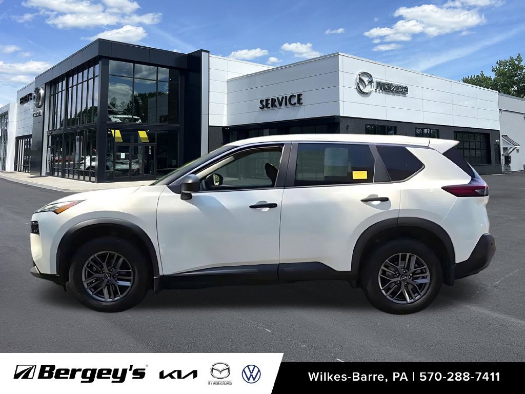 Used 2023 Nissan Rogue S AWD/4WD image 6