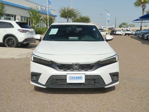 Used 2024 Honda Civic Sport Touring image 2