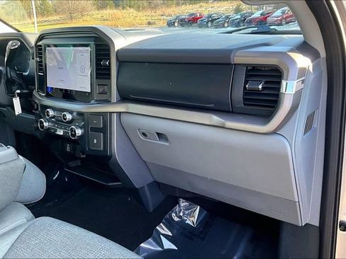 Used 2025 Ford F150 XLT w/ Equipment Group 301A Standard AWD/4WD image 16