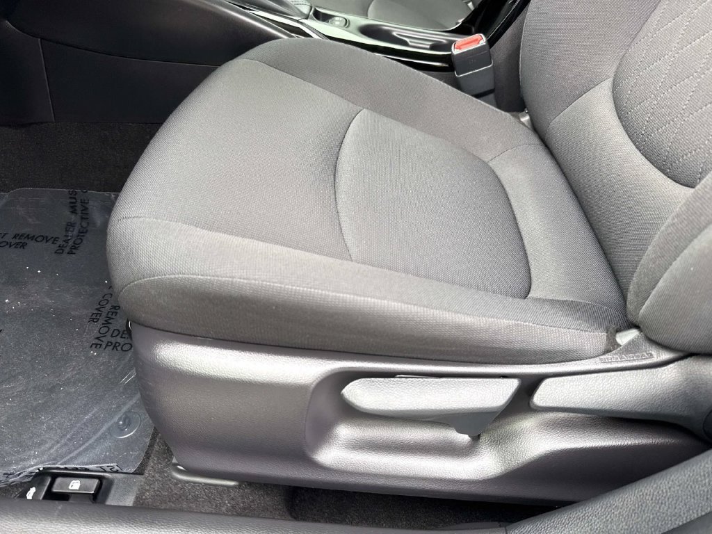 Used 2021 Toyota Corolla LE FWD image 24