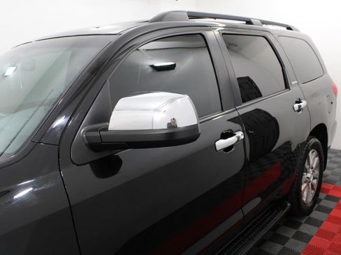 Used 2011 Toyota Sequoia Limited image 9