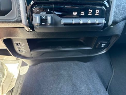 New 2026 RAM 3500 Tradesman AWD/4WD image 37