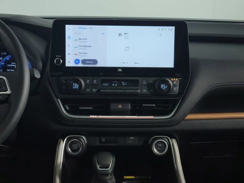 Used 2026 Toyota Grand Highlander Limited image 25