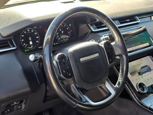Used 2018 Land Rover Range Rover Velar S image 14